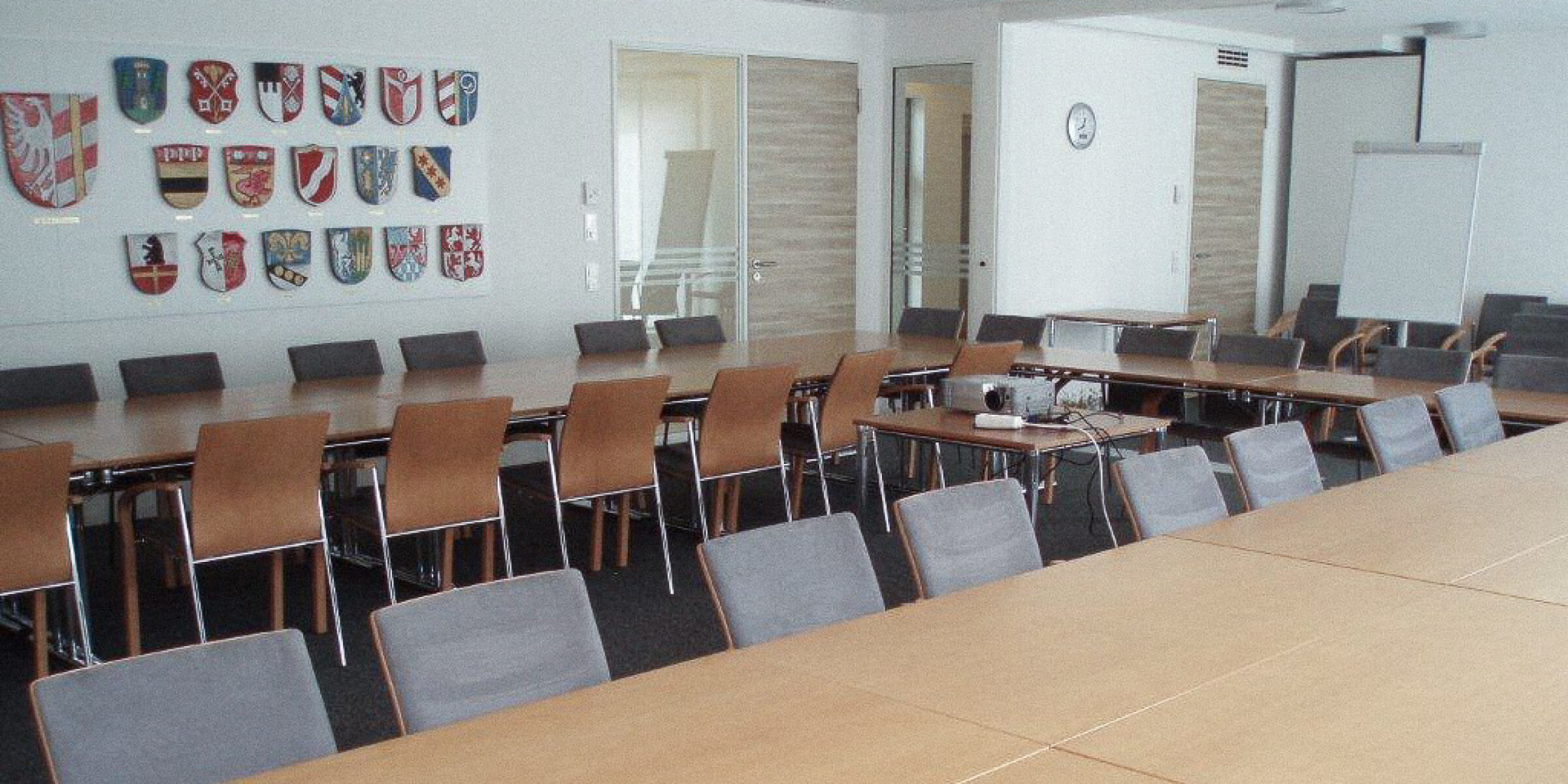 Bild zeigt einen Konferenzraum