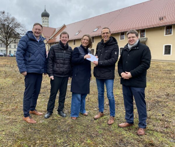 Ursberg schafft Begegnungsort für alle Generationen  