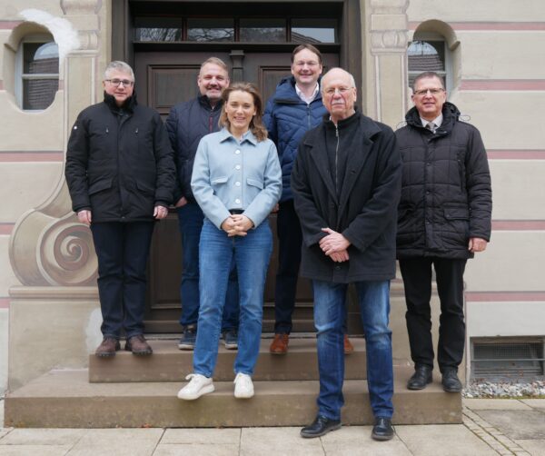 Hochwasserschutz im Landkreis Günzburg: Austausch über Fortschritte und Maßnahmen