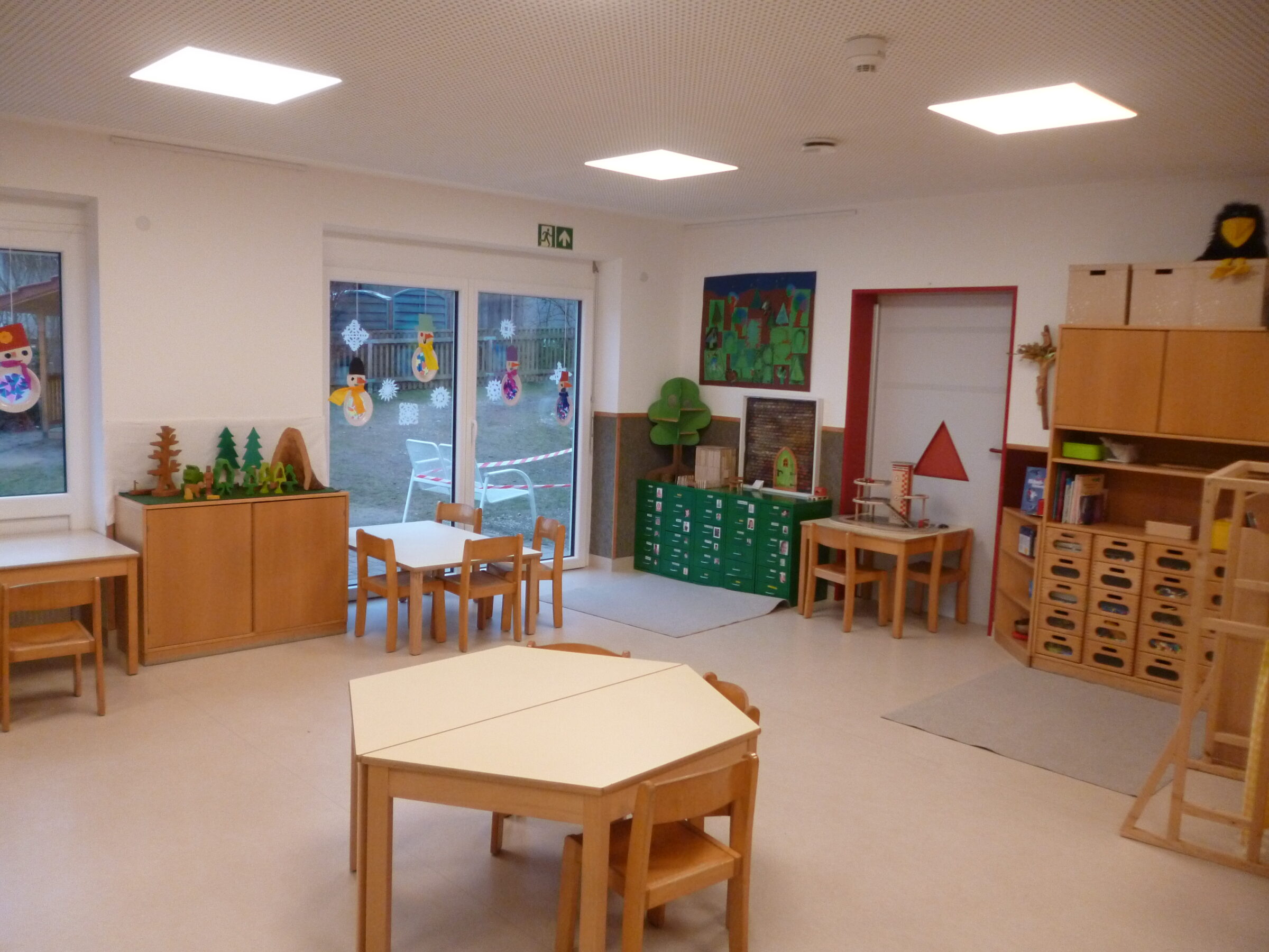 Zu sehen ist eine Kiga Gruppe.